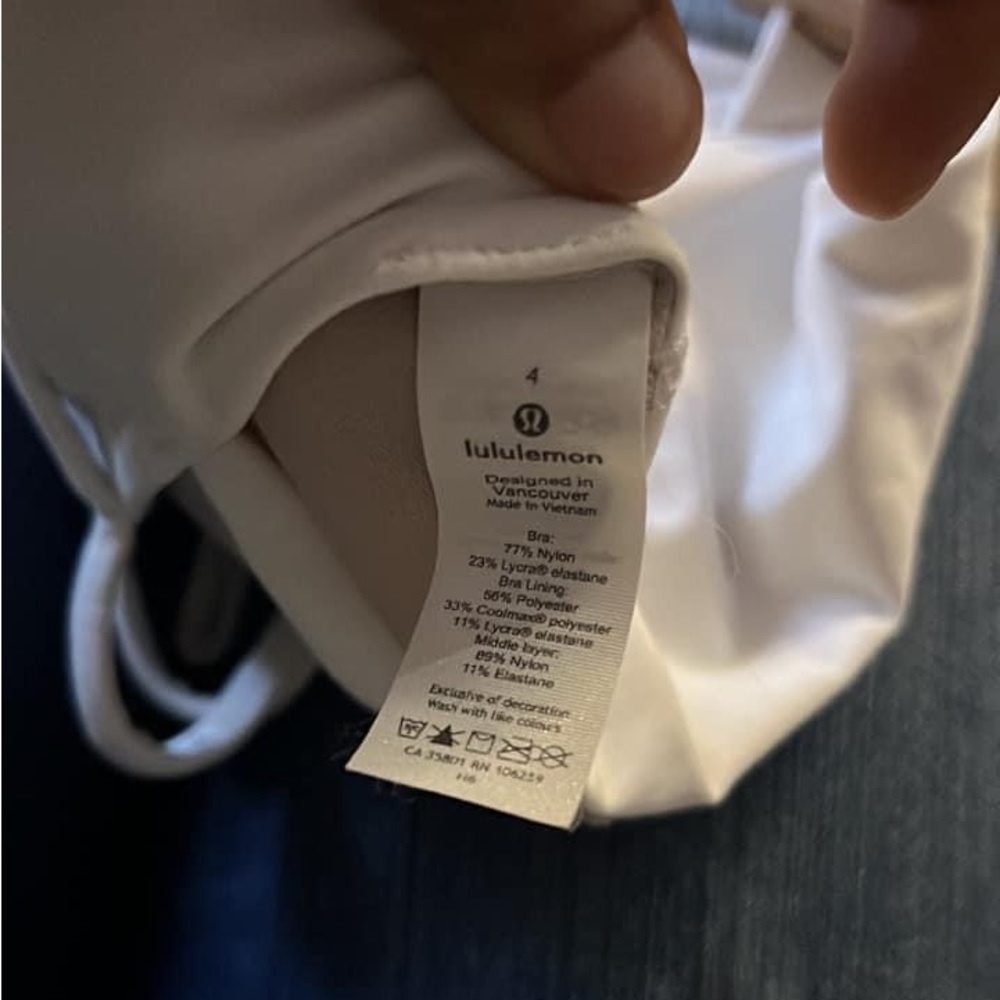 Lululemon bra - Picture 3 of 3